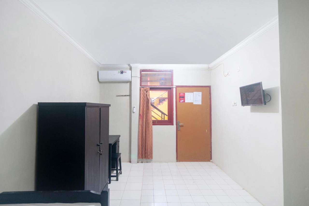 德波 Oyo Life 3034 Taman Melati酒店 外观 照片
