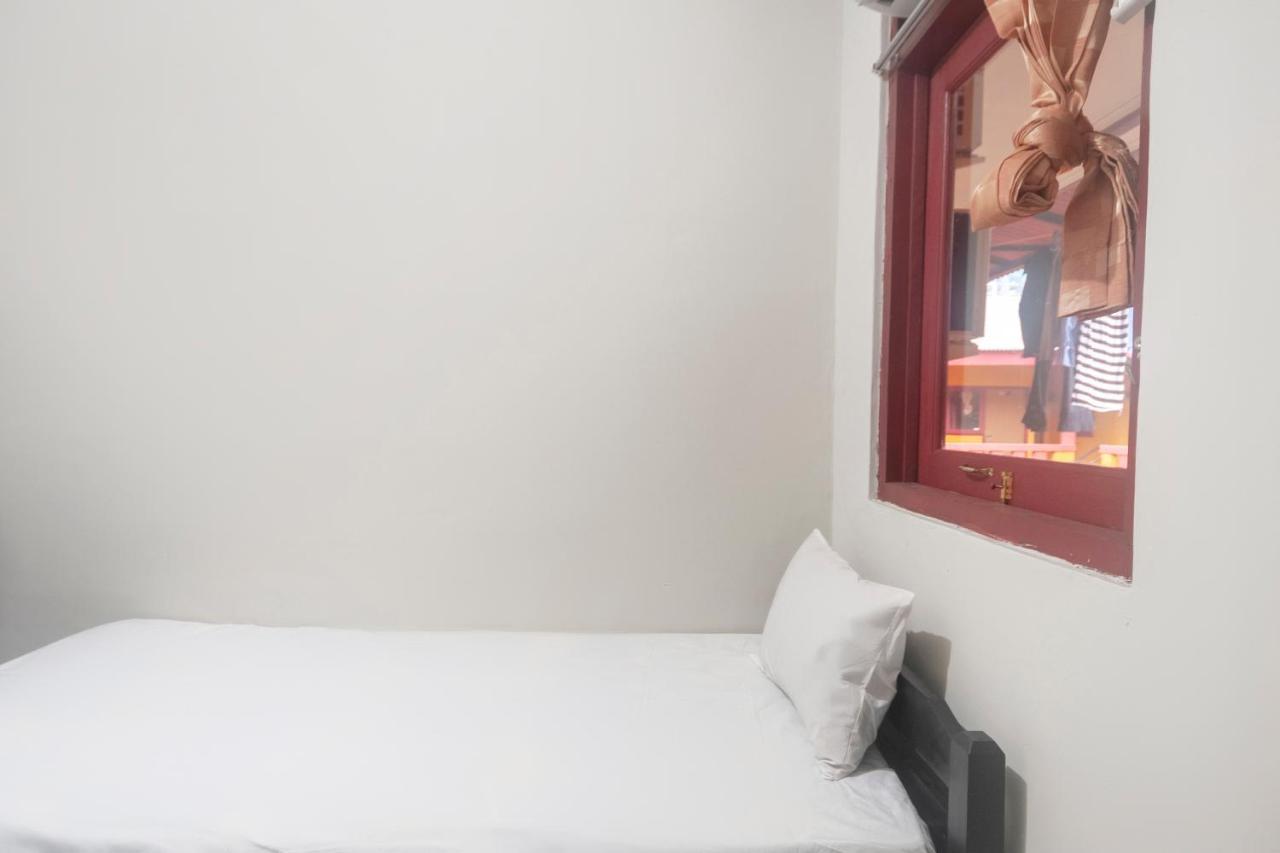德波 Oyo Life 3034 Taman Melati酒店 外观 照片
